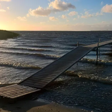 10 Person In Ulfborg-by Traum * Ulfborg